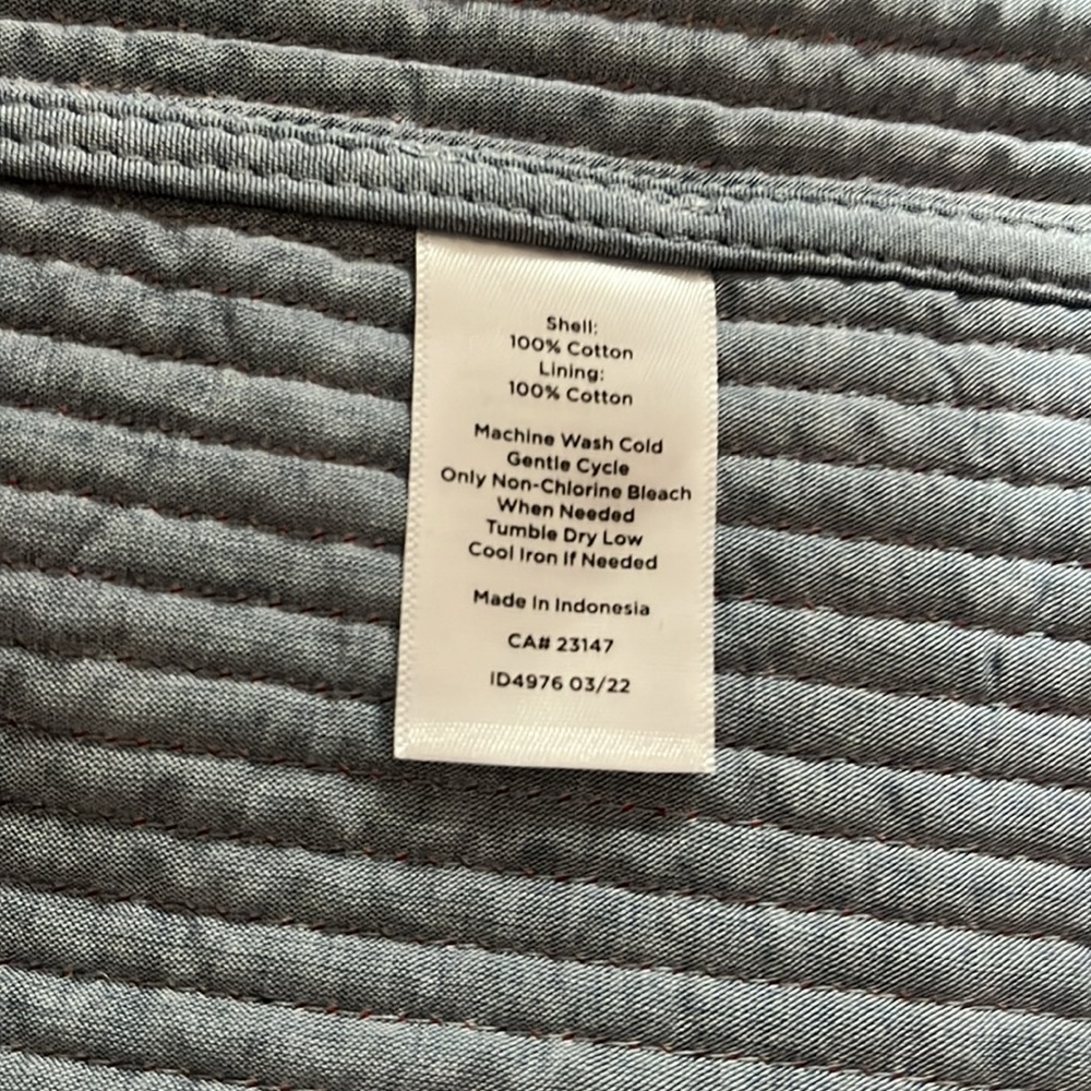 MIXED PATTERN QUILTED JACKET
100% cotton - Picture 10 of 10